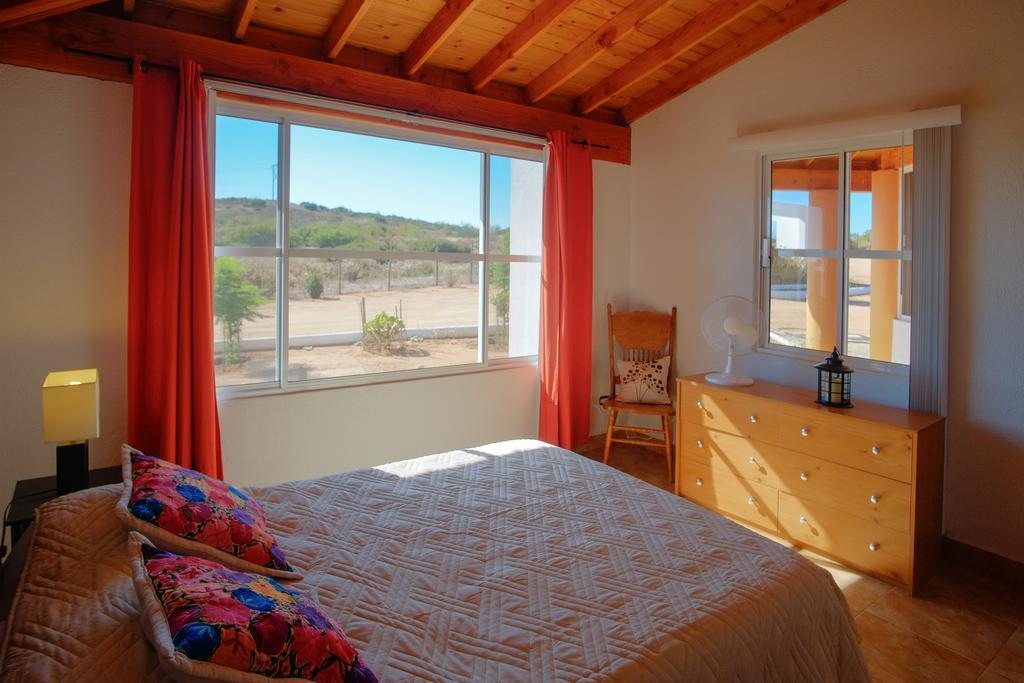 瓜达鲁佩镇 Little Nest En Rancho El Rossinyol旅馆 外观 照片